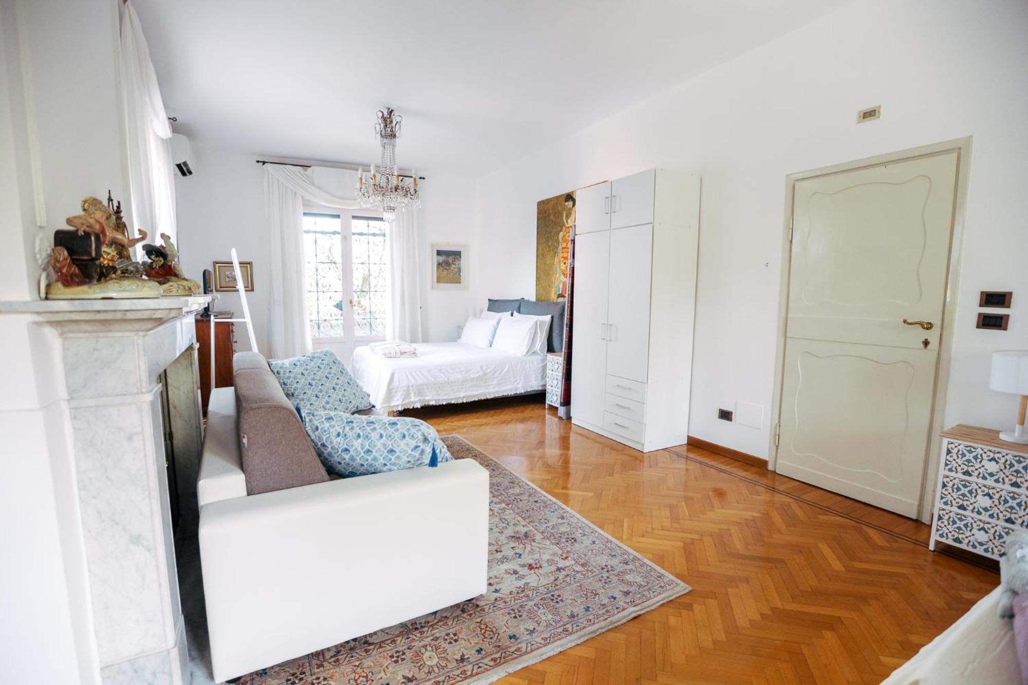 Bed&Breakfast Relax In The Lake Desenzano del Garda Exterior photo